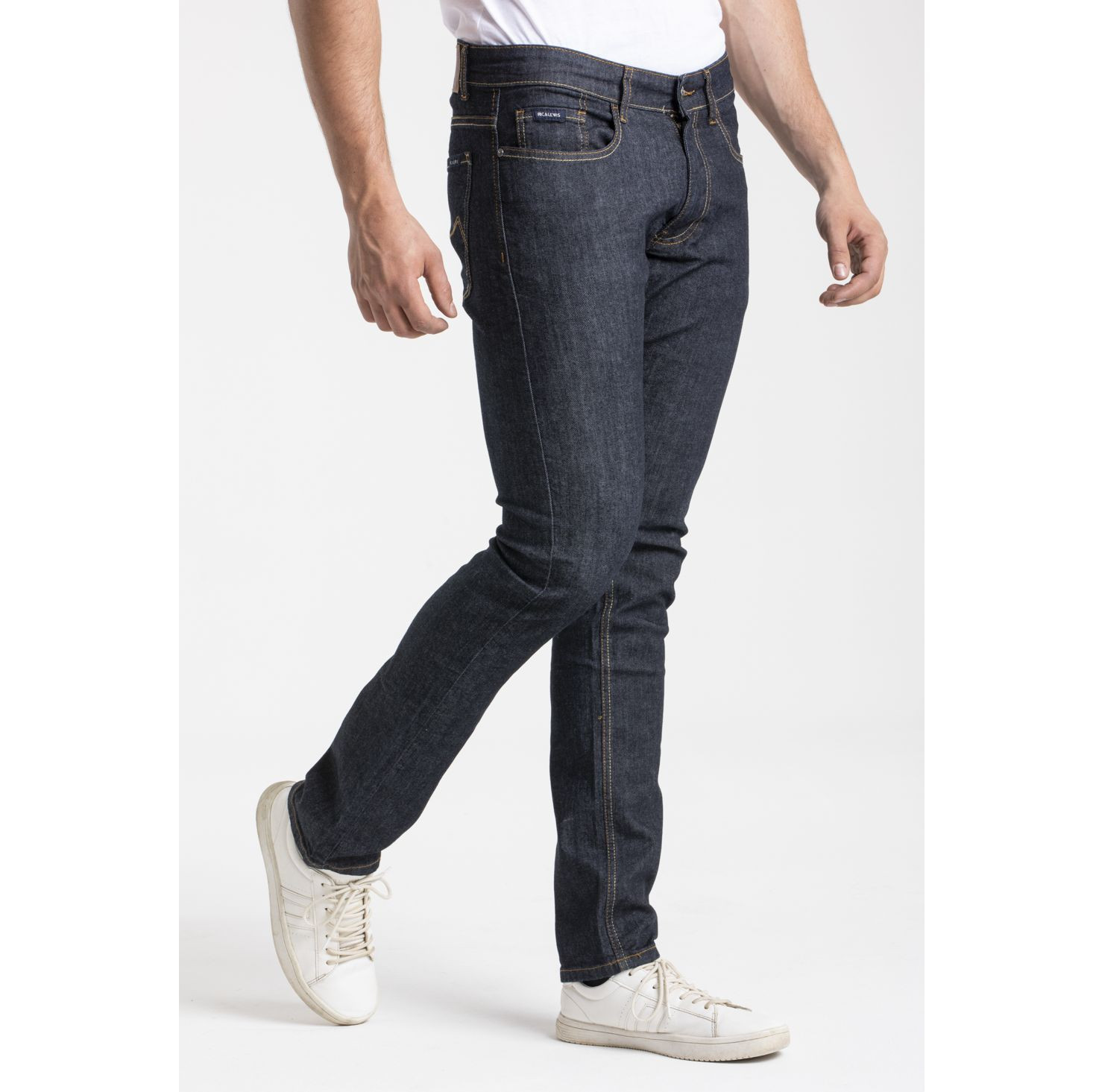 MEN'S RAW FITTED JEANS