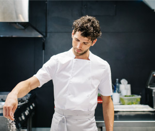 CHAQUETA DE COCINERO CON BOTONES PRESION